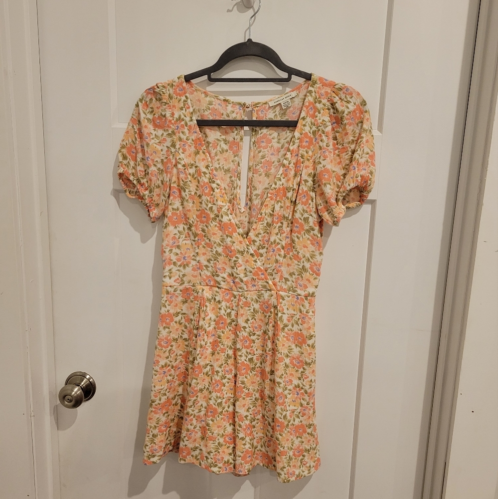 American Eagle Floral Romper S